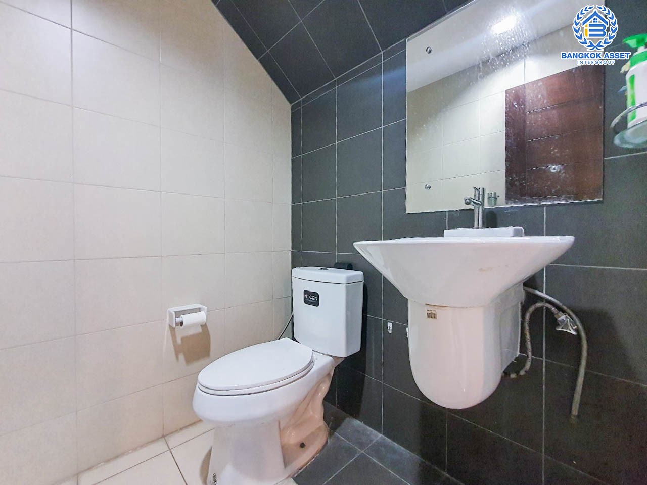 *****ทาวน์โฮมมือสอง 3 ชั้น ม.แกรนด์ ไอ-ดีไซน์ วิภาวดี หน้าบ้านกว้างถึง 6.5 เมตร บนเนื้อที่มากถึง 29.2 ตร.ว. ฟังก์ชันจัดเต็ม 3 ห้องนอน 3 ห้องน้ำ 2 ที่จอดรถ พร้อมอยู่ แถมฟรี! เครื่องปรับอากาศ 4 เครื่อง เครื่องดูดควัน 1 เครื่อง ทำเลดี เชื่อมต่อถนนวิภาวดี และถนนพหลโยธิน